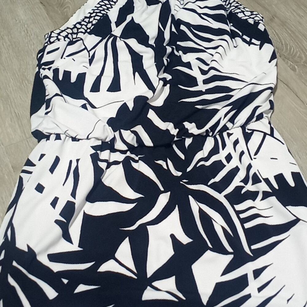 White House Black Market Abstract Halter Dress Size XS Resortwear - Picture 9 of 10
